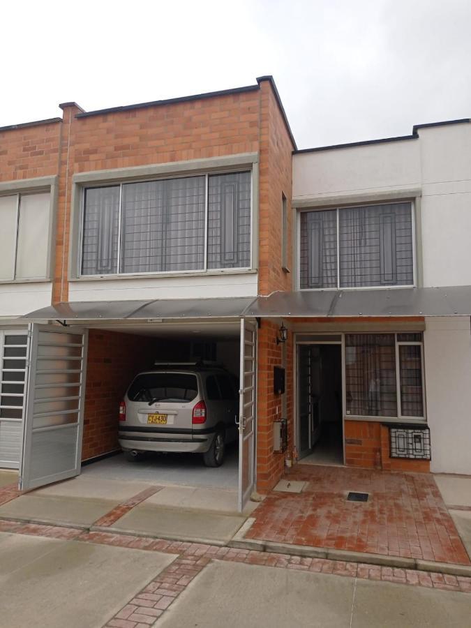 Comoda Casa Descansar En & Excelente Ubicacion Paipa
